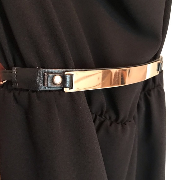 🖤 GUESS Black Dress 🖤 - Picture 3 of 5